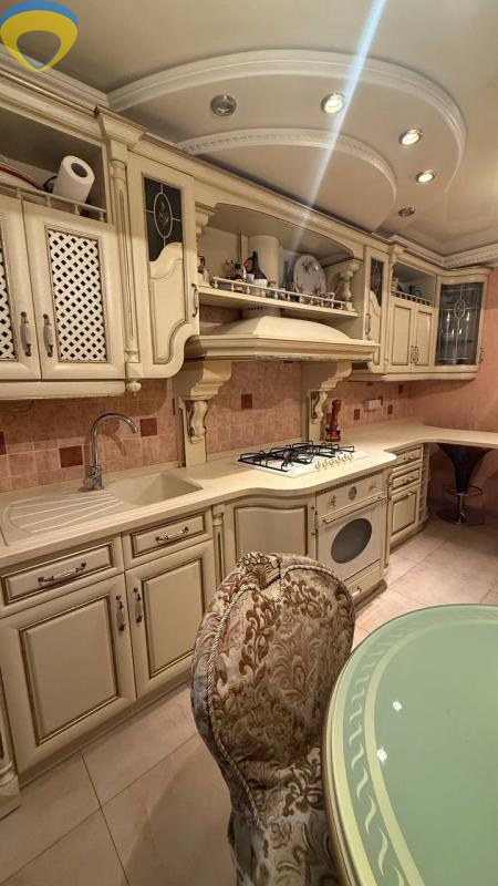 продажа трехкомнатной квартиры номер A-174666 в Малиновском районе, фото номер 10